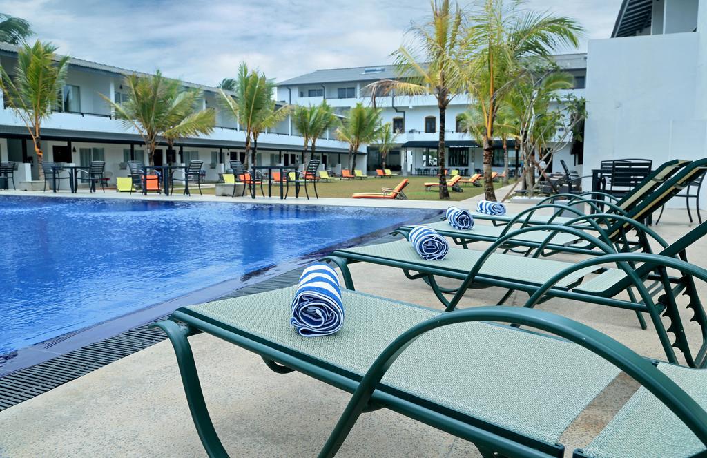 Coco Royal Beach Resort Pvt Ltd Kalutara Esterno foto